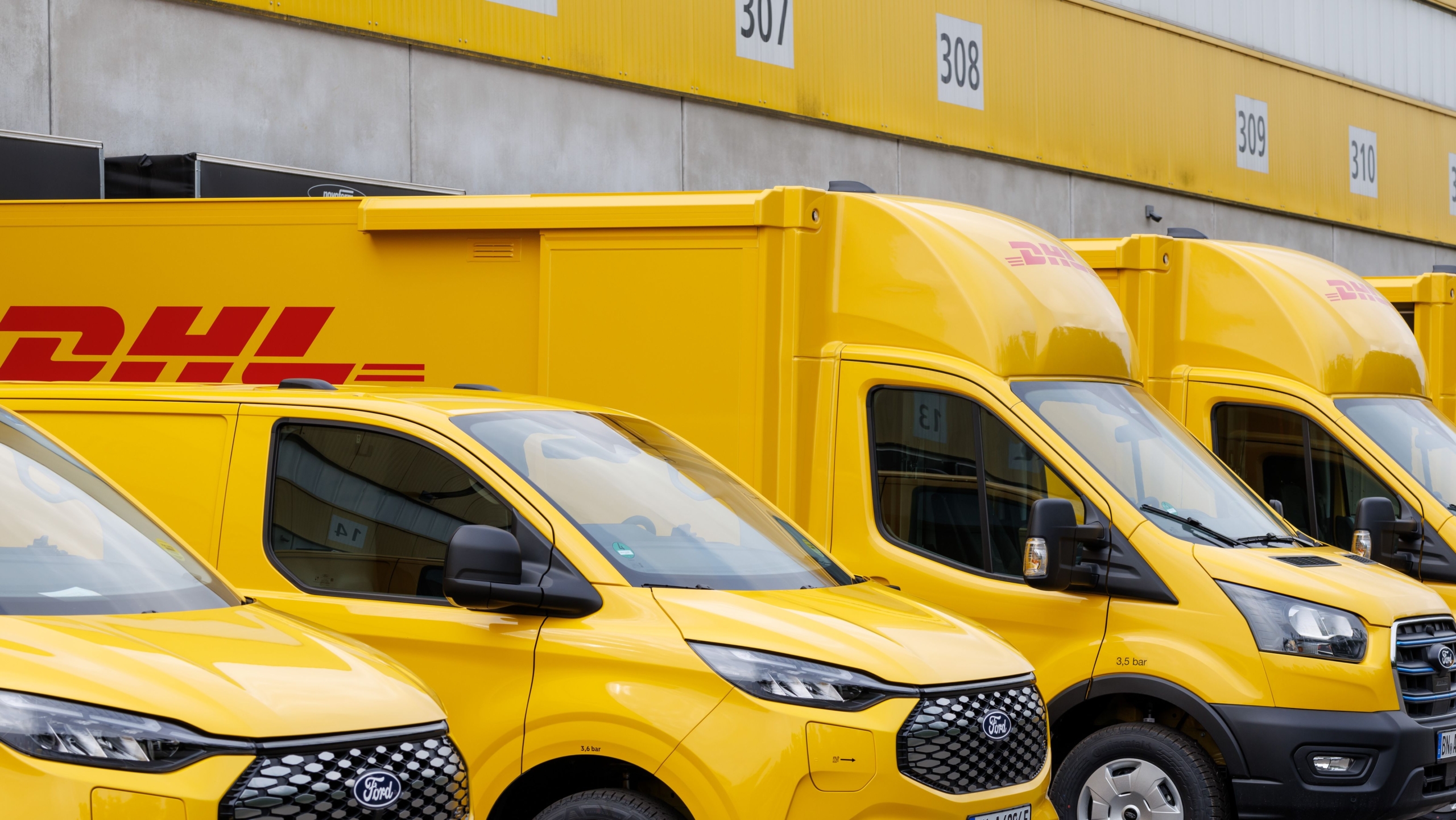 DHL vans. Photo courtesy of DHL Group.
