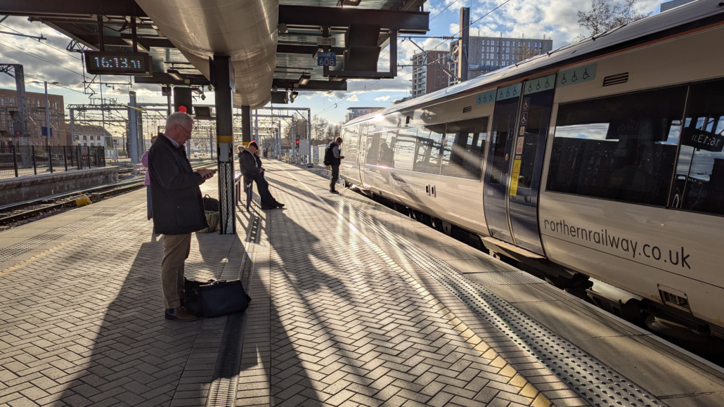Commuters on a Leeds railway platform. Photo by Mike Norris on Pexels.
